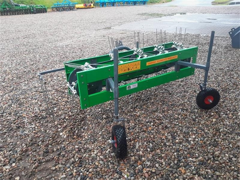 - - - HØ VENDER - Implemento para Tractor municipal: foto 4 - - - HØ VENDER - Implemento para Tractor municipal: foto 4