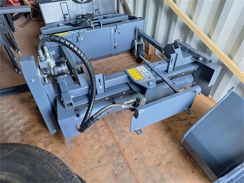 Multione Powerrake - Implemento para Maquinaria de construcción: foto 1 Multione Powerrake - Implemento para Maquinaria de construcción: foto 1