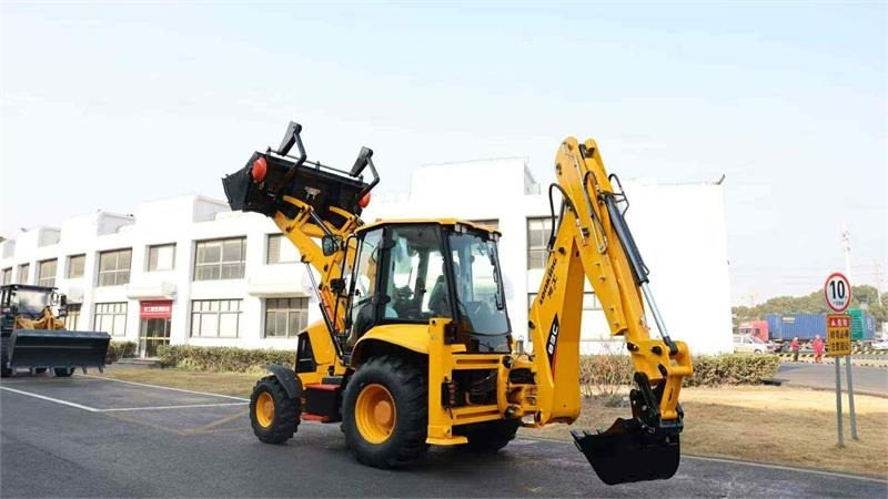 Lonking 83C Fabriks ny - Retroexcavadora: foto 3 Lonking 83C Fabriks ny - Retroexcavadora: foto 3