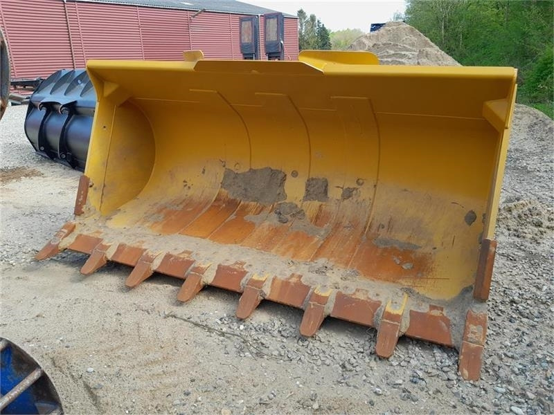 - - - SKOVL 3.1 KUBIK - Cazo cargador: foto 1 - - - SKOVL 3.1 KUBIK - Cazo cargador: foto 1