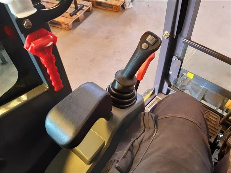 Miniexcavadora XCMG xe20e: foto 15