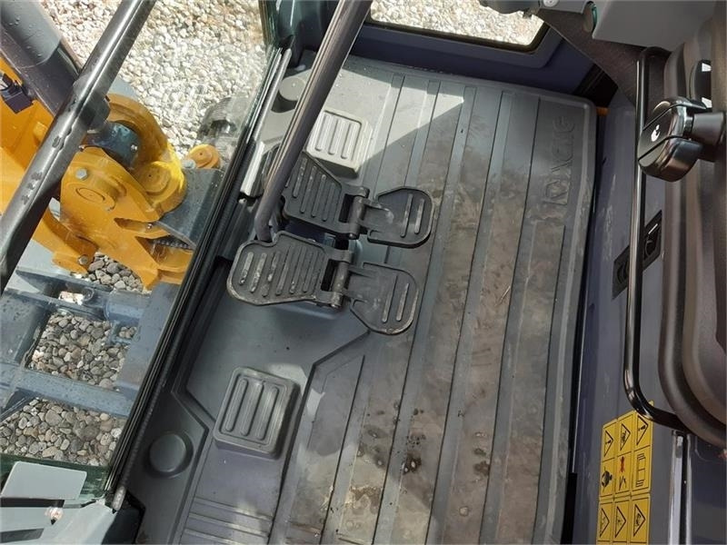 Miniexcavadora XCMG xe20e: foto 14