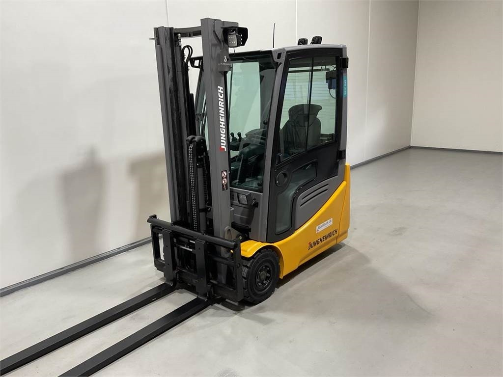 Jungheinrich EFG 216 K - Carretilla elevadora eléctrica: foto 4 Jungheinrich EFG 216 K - Carretilla elevadora eléctrica: foto 4