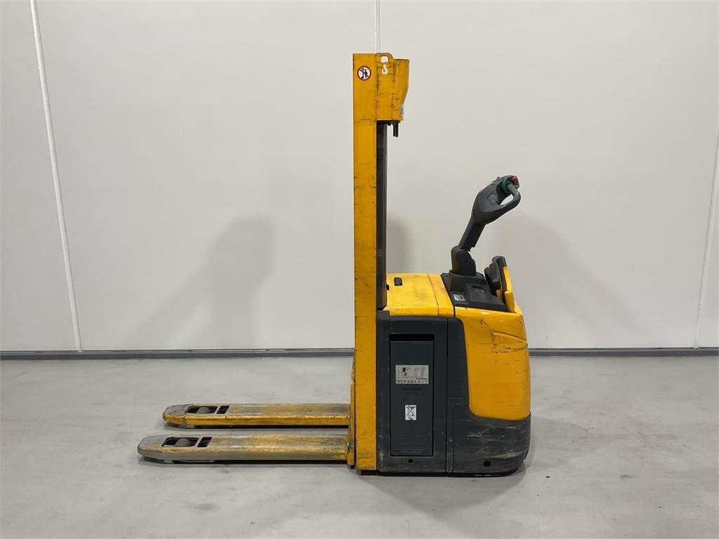 Jungheinrich ERC 212Z - Apilador: foto 3 Jungheinrich ERC 212Z - Apilador: foto 3