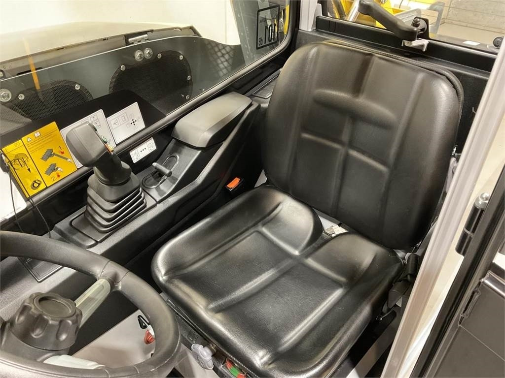 Wacker Neuson TH412 - Plataforma telescopica: foto 5 Wacker Neuson TH412 - Plataforma telescopica: foto 5