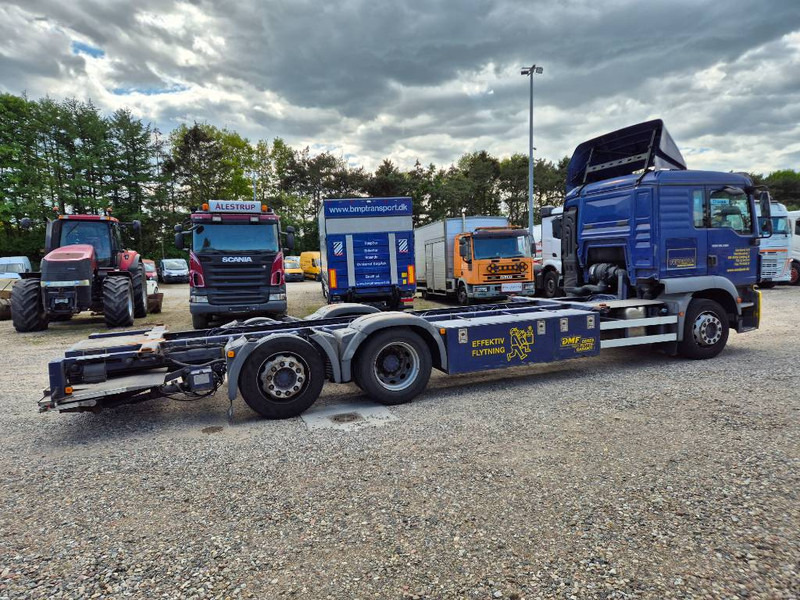 Leasing de MAN TGM.TGS 26.290 / 6x2/4 // 6 seats // Lift MAN TGM.TGS 26.290 / 6x2/4 // 6 seats // Lift: foto 6