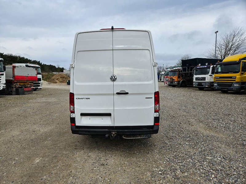 Volkswagen Crafter 35 // 4 motion // AUT // 5 Doors - Furgón: foto 4 Volkswagen Crafter 35 // 4 motion // AUT // 5 Doors - Furgón: foto 4