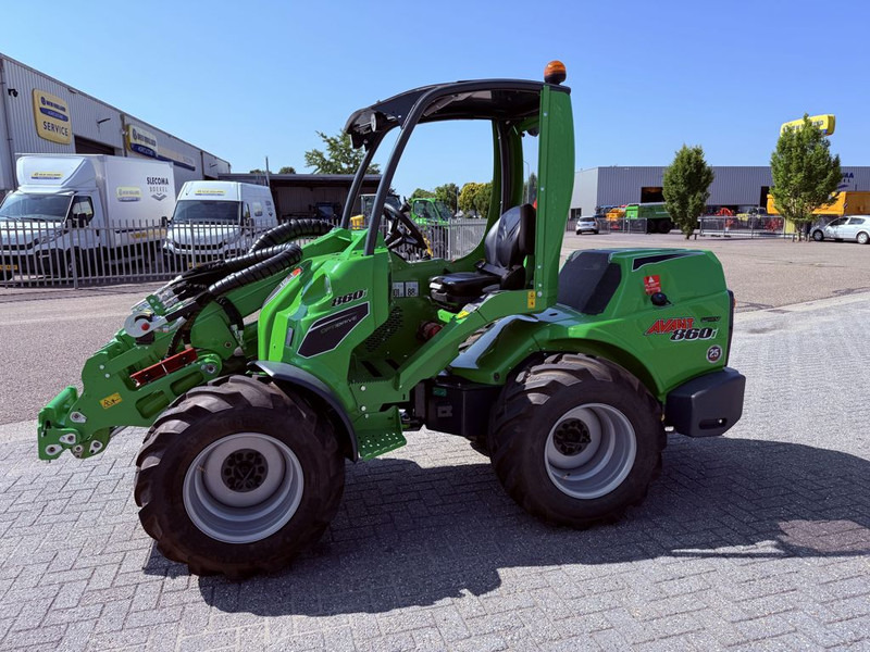 Avant 860i TDL + 1900kg 3.5 mtr 30km/h - Cargadora de ruedas: foto 5 Avant 860i TDL + 1900kg 3.5 mtr 30km/h - Cargadora de ruedas: foto 5