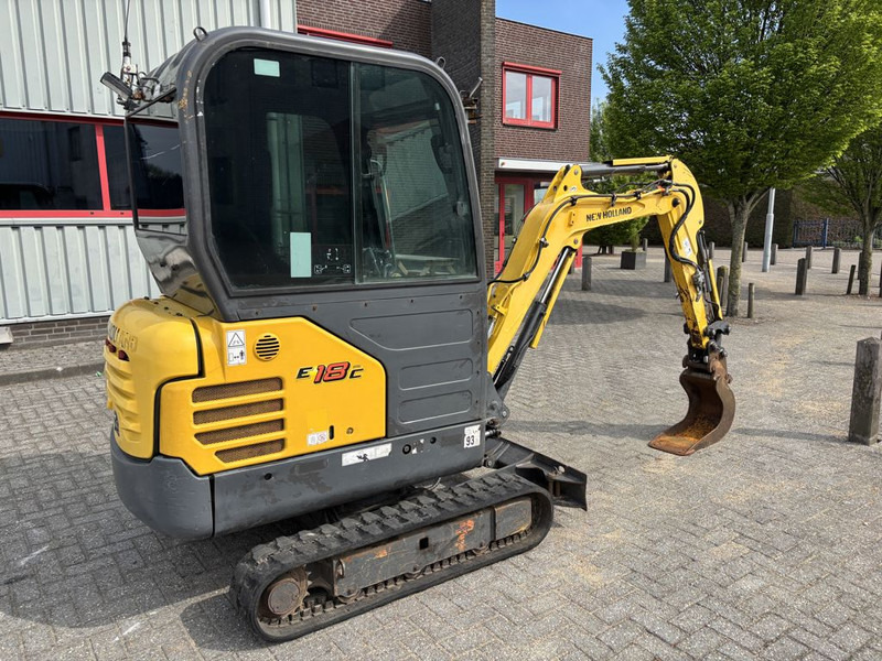 New Holland E18C Minigraver - Miniexcavadora: foto 3 New Holland E18C Minigraver - Miniexcavadora: foto 3