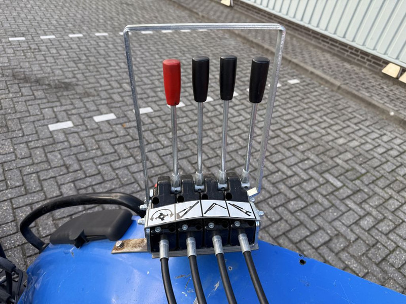 Leasing de Rinieri BRF350 Armklepelmaaier Rinieri BRF350 Armklepelmaaier: foto 6 Leasing de Rinieri BRF350 Armklepelmaaier Rinieri BRF350 Armklepelmaaier: foto 6