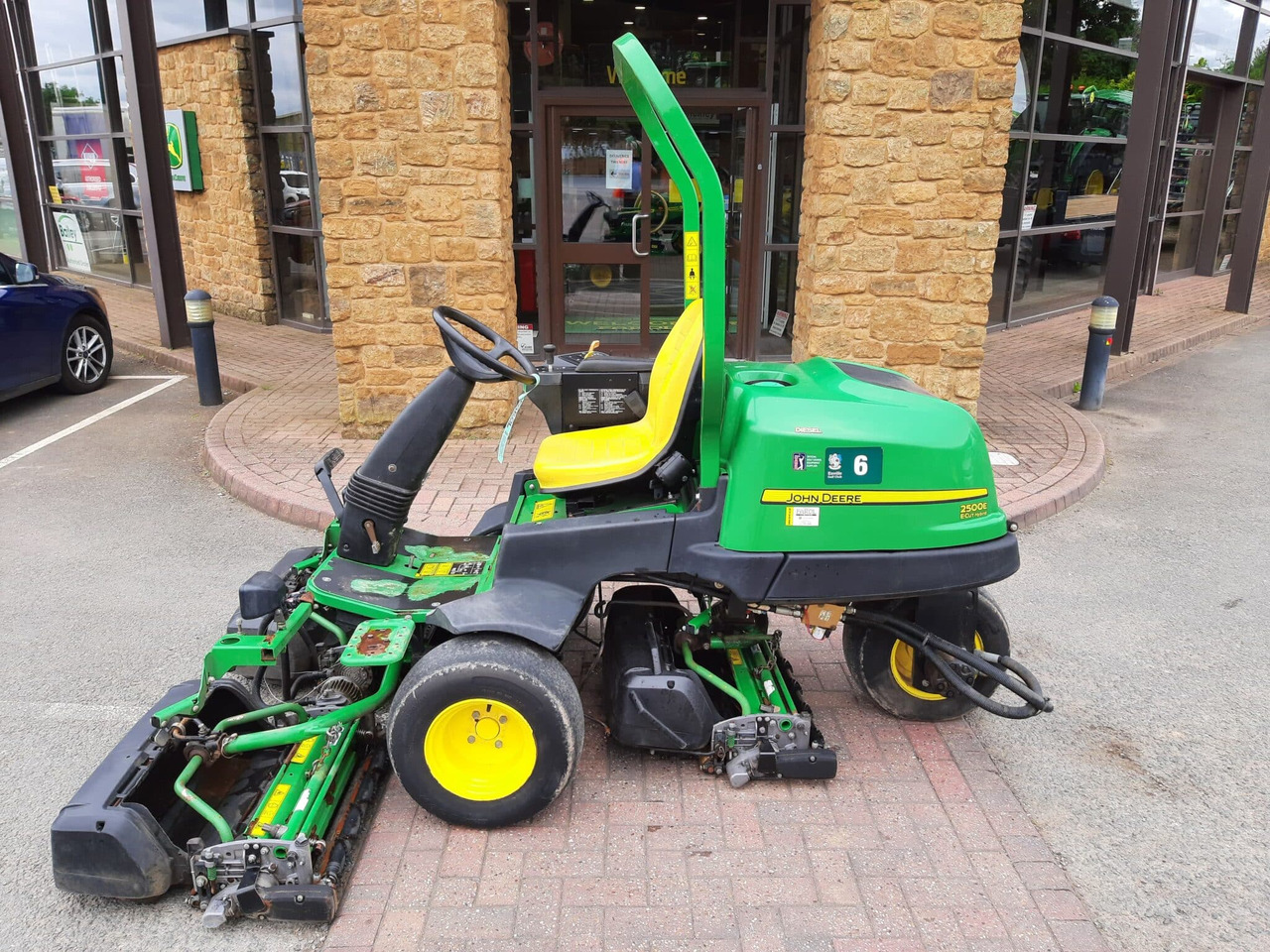 John Deere 2500E Greens triple mower - Cortacésped: foto 5 John Deere 2500E Greens triple mower - Cortacésped: foto 5