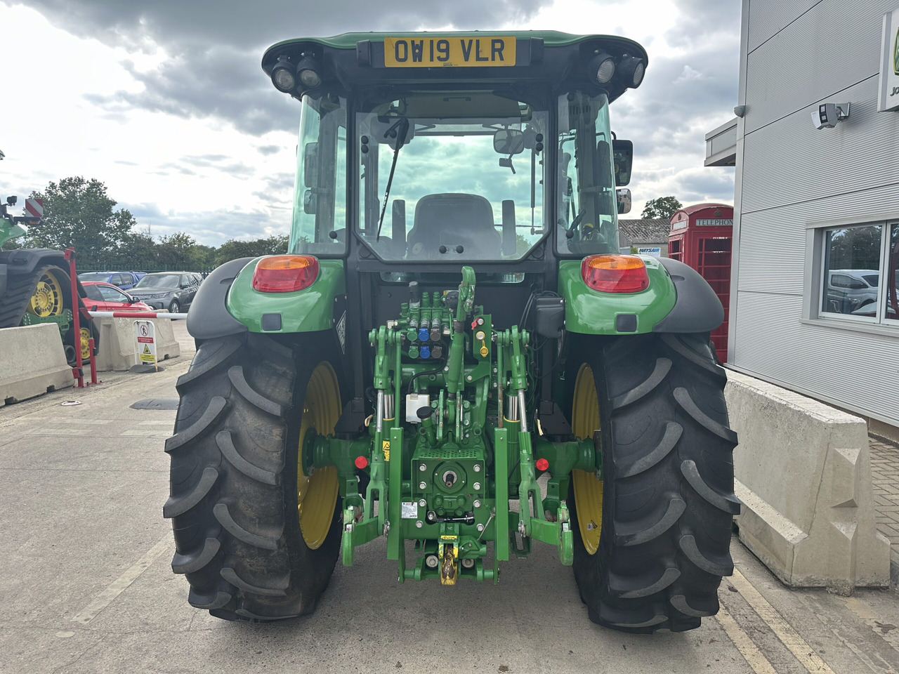John Deere 5090M - Tractor: foto 4 John Deere 5090M - Tractor: foto 4