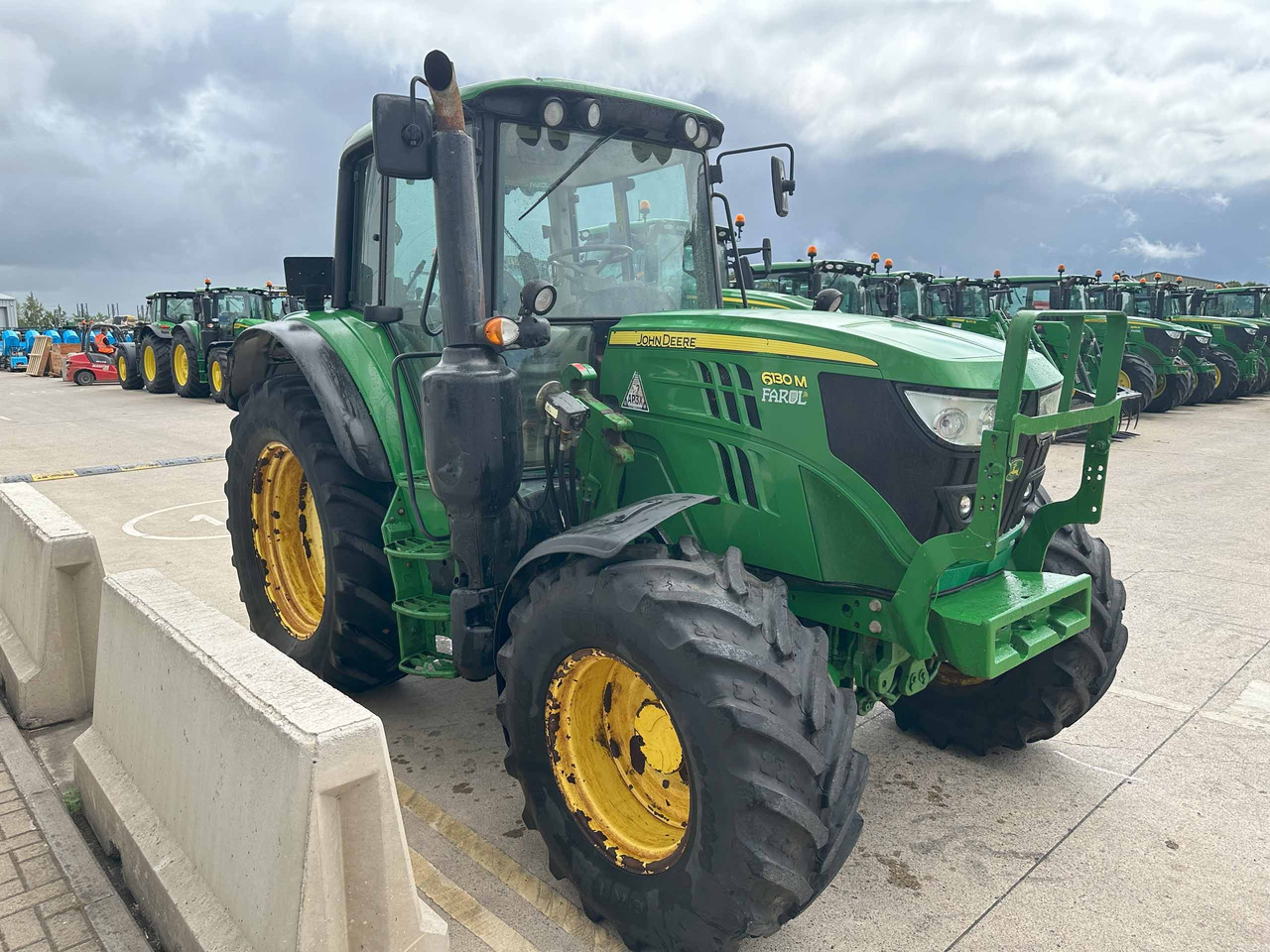 John Deere 6130M - Tractor: foto 5 John Deere 6130M - Tractor: foto 5