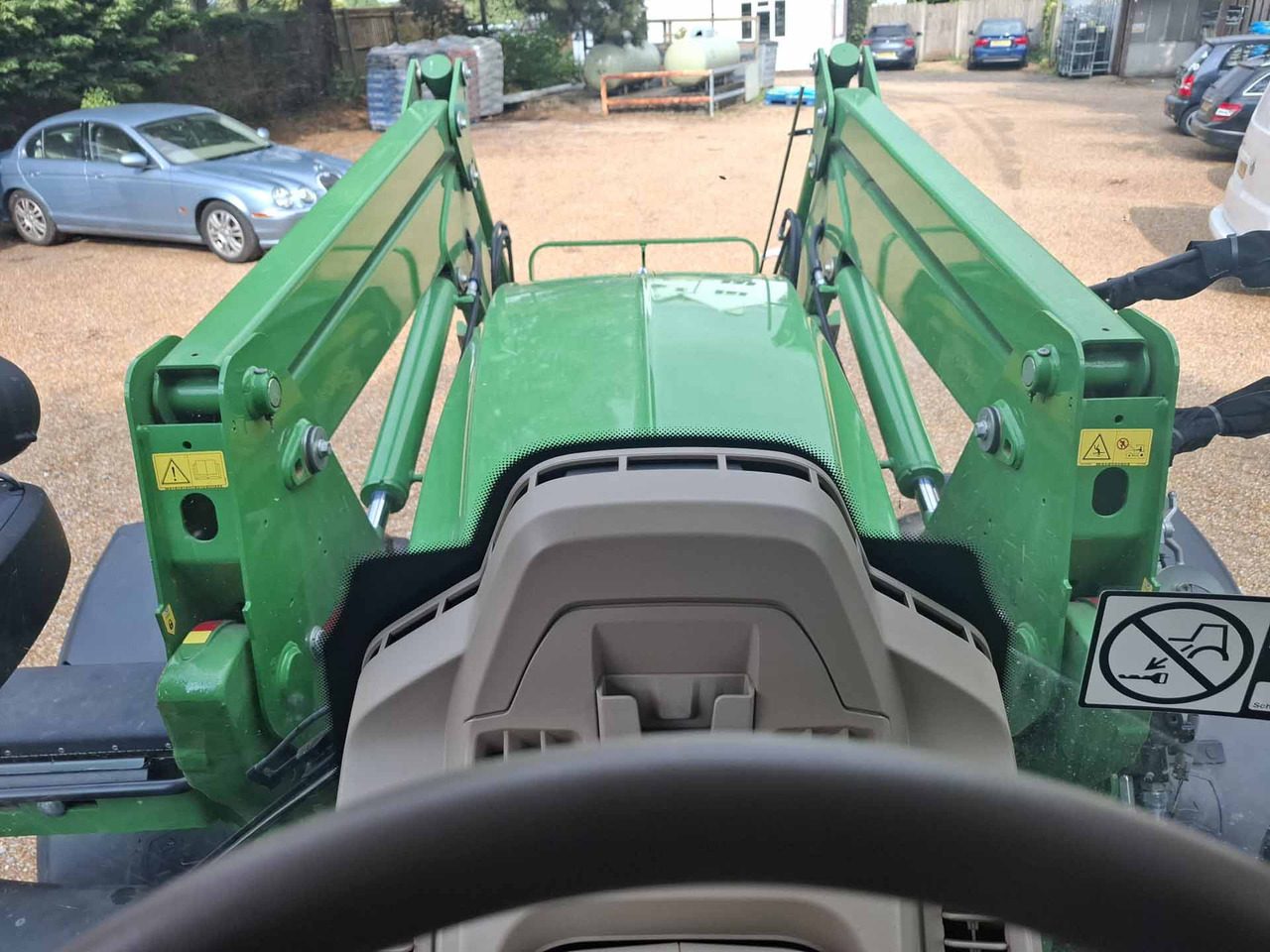 John Deere 6140M - Tractor: foto 4 John Deere 6140M - Tractor: foto 4
