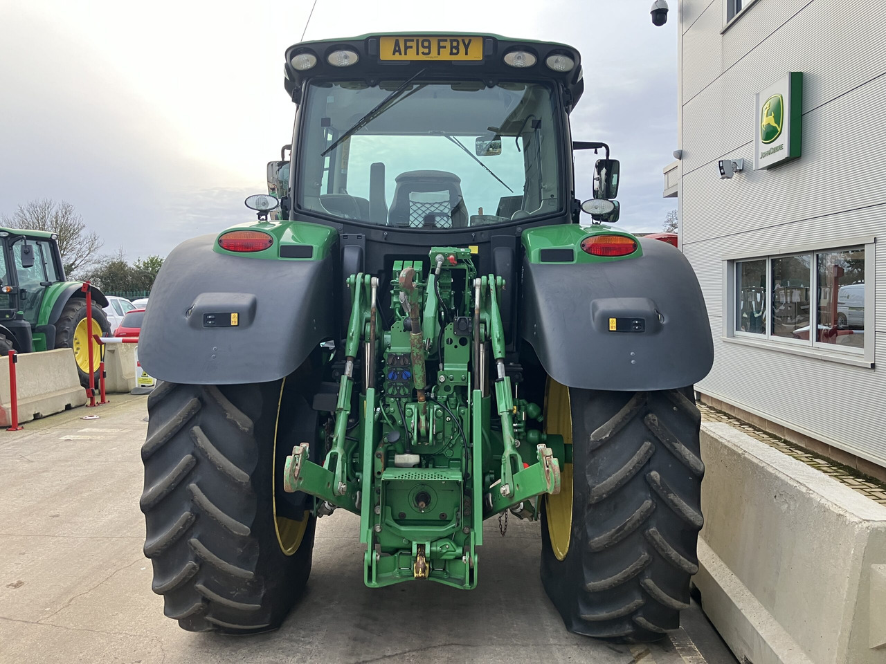 John Deere 6175R - Tractor: foto 4 John Deere 6175R - Tractor: foto 4