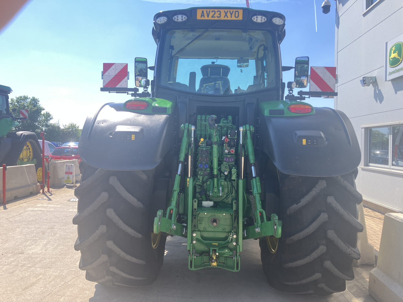 John Deere 6R 250 - Tractor: foto 4 John Deere 6R 250 - Tractor: foto 4