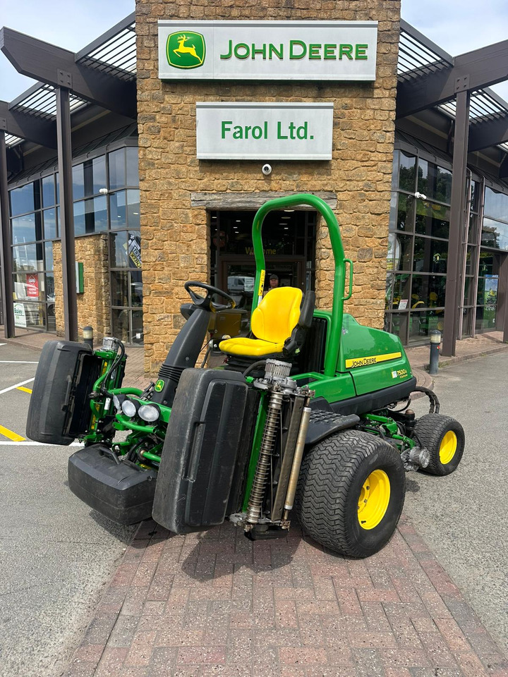 John Deere 7500AE Fairway Mower - Cortacésped: foto 1 John Deere 7500AE Fairway Mower - Cortacésped: foto 1