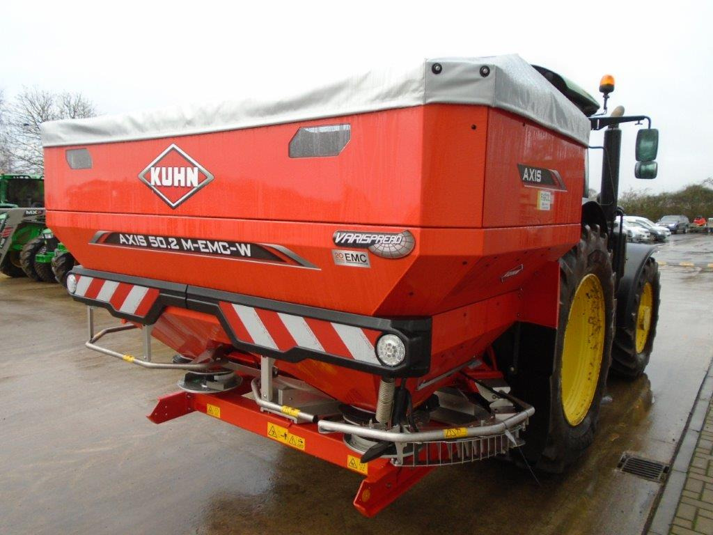 Kuhn Axis 50.2 M EMC W ISO PRO - Esparcidor de fertilizantes: foto 3 Kuhn Axis 50.2 M EMC W ISO PRO - Esparcidor de fertilizantes: foto 3