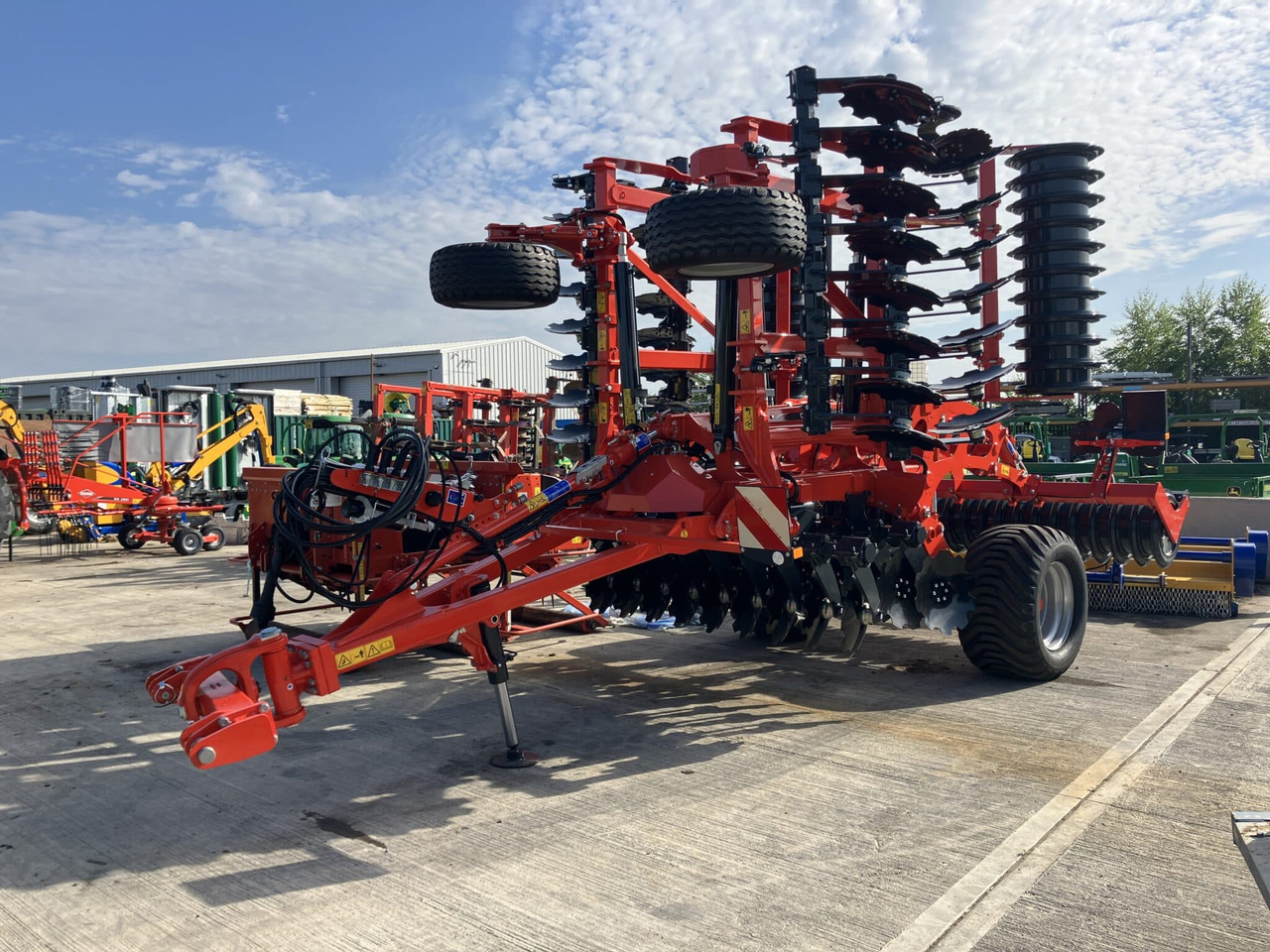 Kuhn Optimer L6000 - Equipo para trabajo del suelo: foto 1 Kuhn Optimer L6000 - Equipo para trabajo del suelo: foto 1