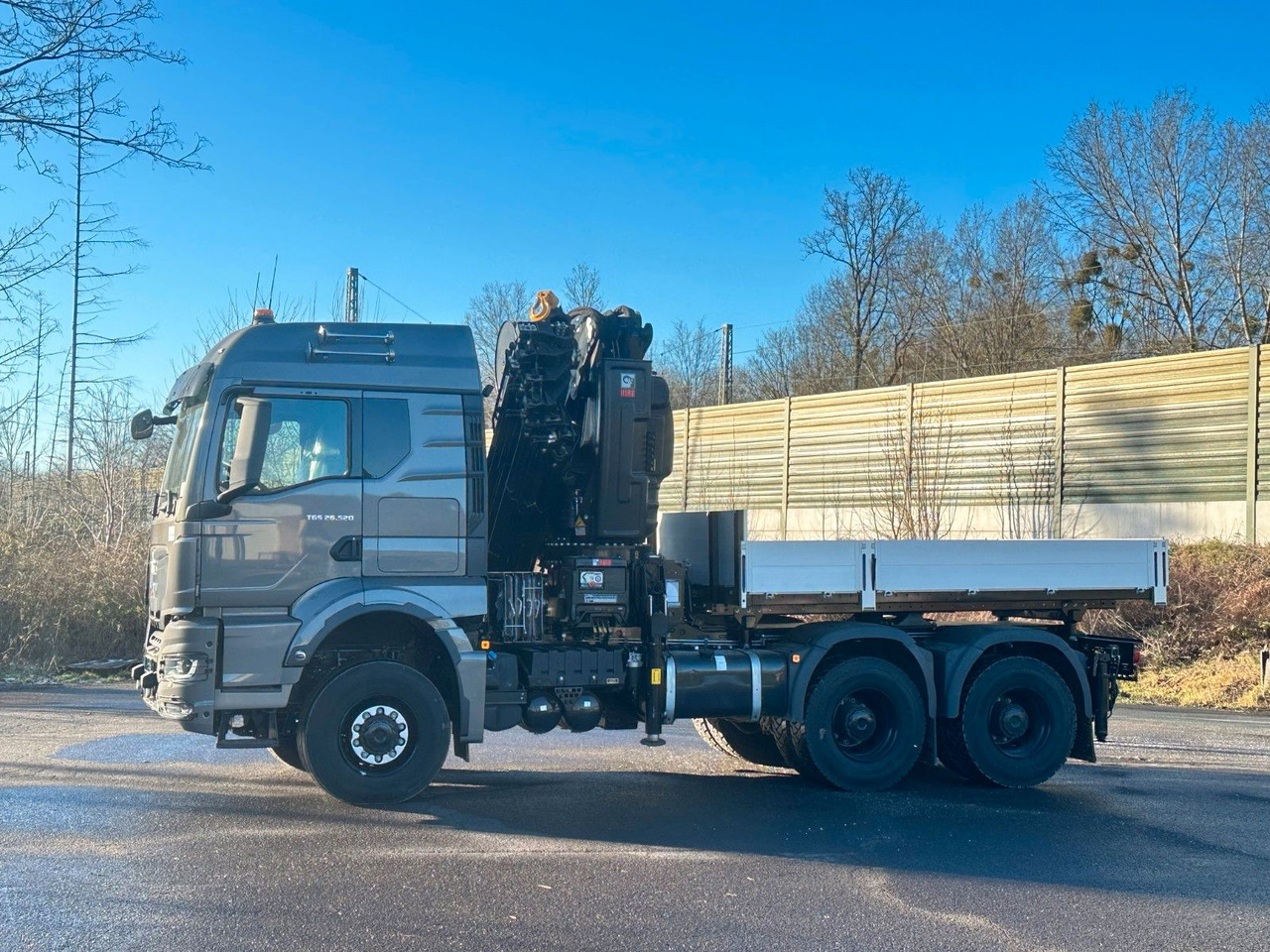 MAN TGS 26.520 6x6 Kran HIAB X-HIPRO 548E-8 - Camión grúa: foto 4 MAN TGS 26.520 6x6 Kran HIAB X-HIPRO 548E-8 - Camión grúa: foto 4