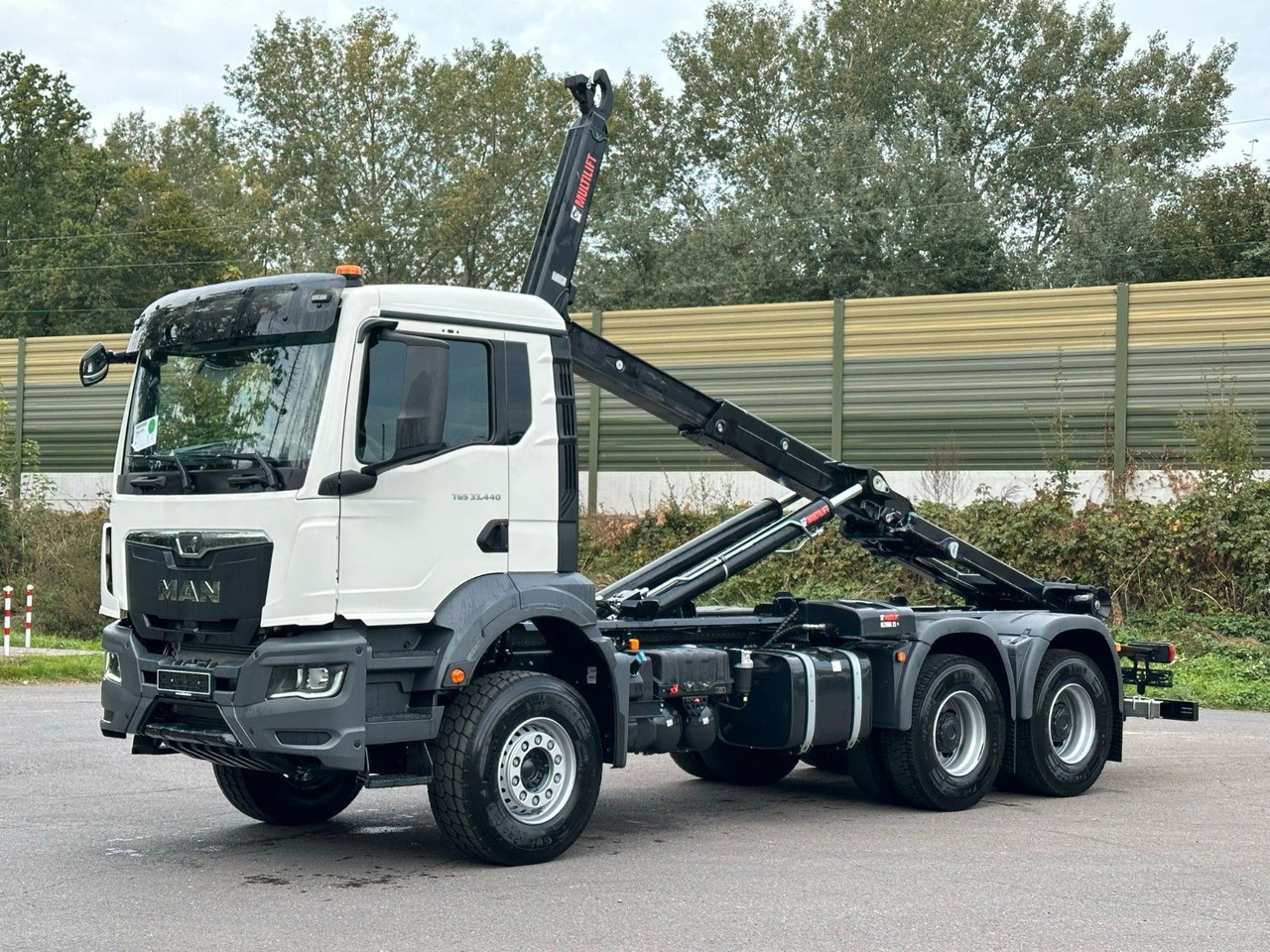 MAN TGS 33.440 6x4 Euro6e MultiLift 21S59 - Camión multibasculante, Camión grúa: foto 1 MAN TGS 33.440 6x4 Euro6e MultiLift 21S59 - Camión multibasculante, Camión grúa: foto 1