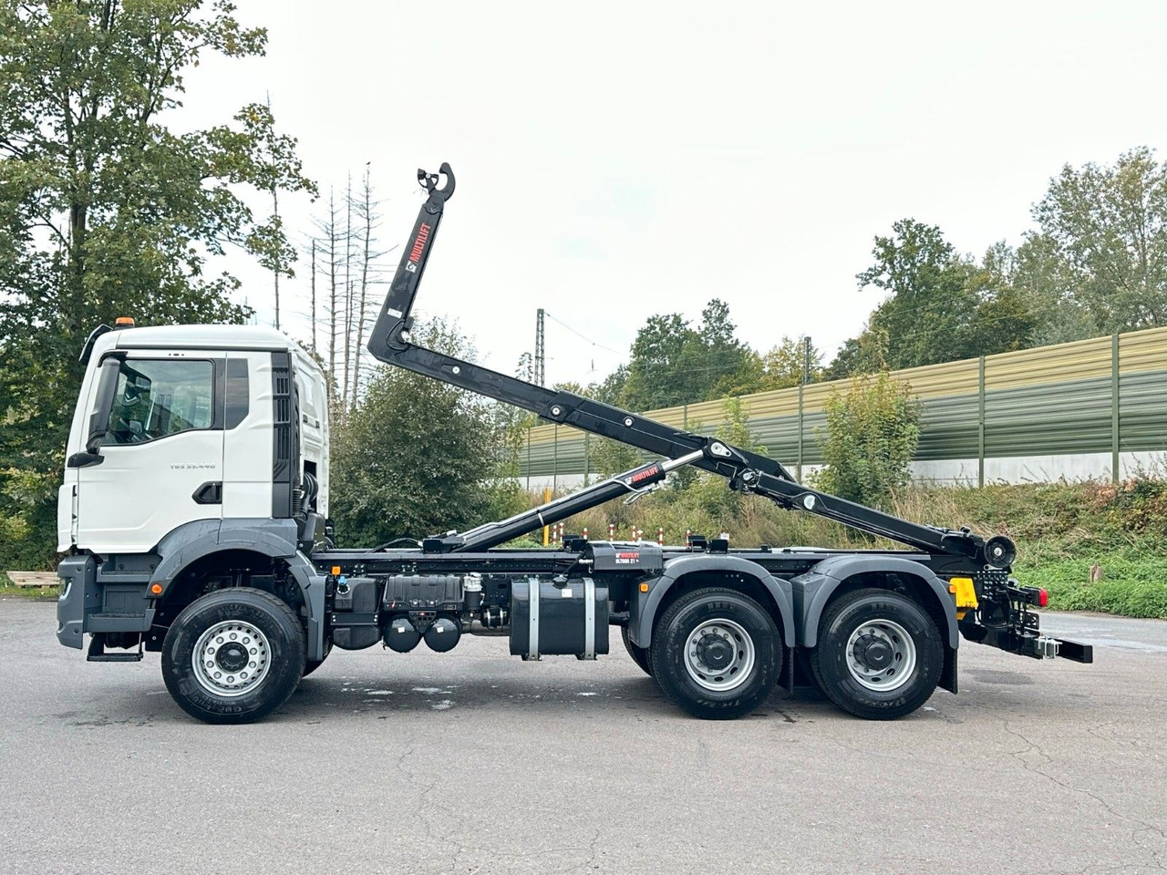 MAN TGS 33.440 6x4 Euro6e MultiLift 21S59 - Camión multibasculante, Camión grúa: foto 3 MAN TGS 33.440 6x4 Euro6e MultiLift 21S59 - Camión multibasculante, Camión grúa: foto 3
