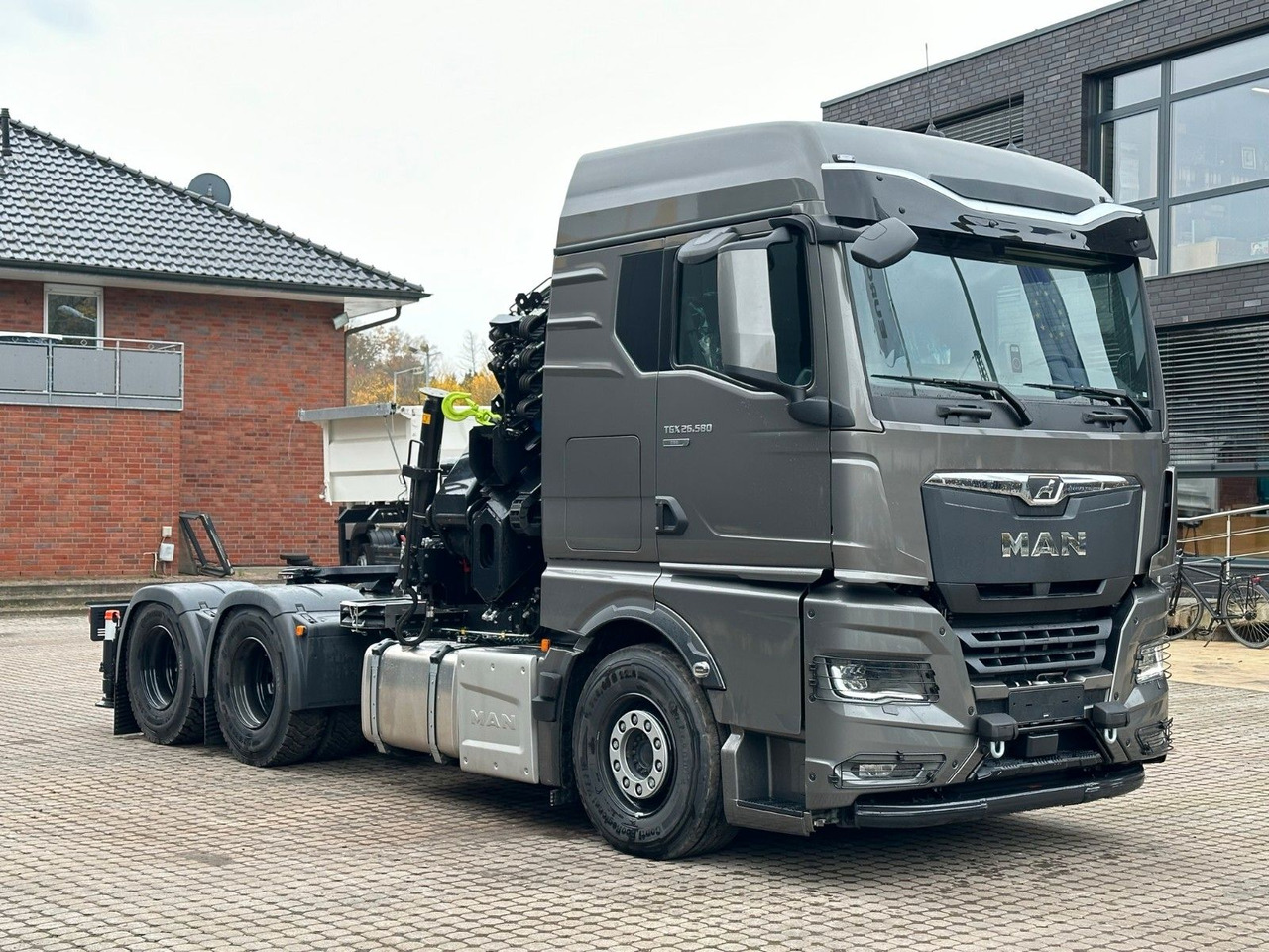 Leasing de  MAN TGX 26.580 6x4 Kran Hiab 302-6 + Jib-4 MAN TGX 26.580 6x4 Kran Hiab 302-6 + Jib-4: foto 15
