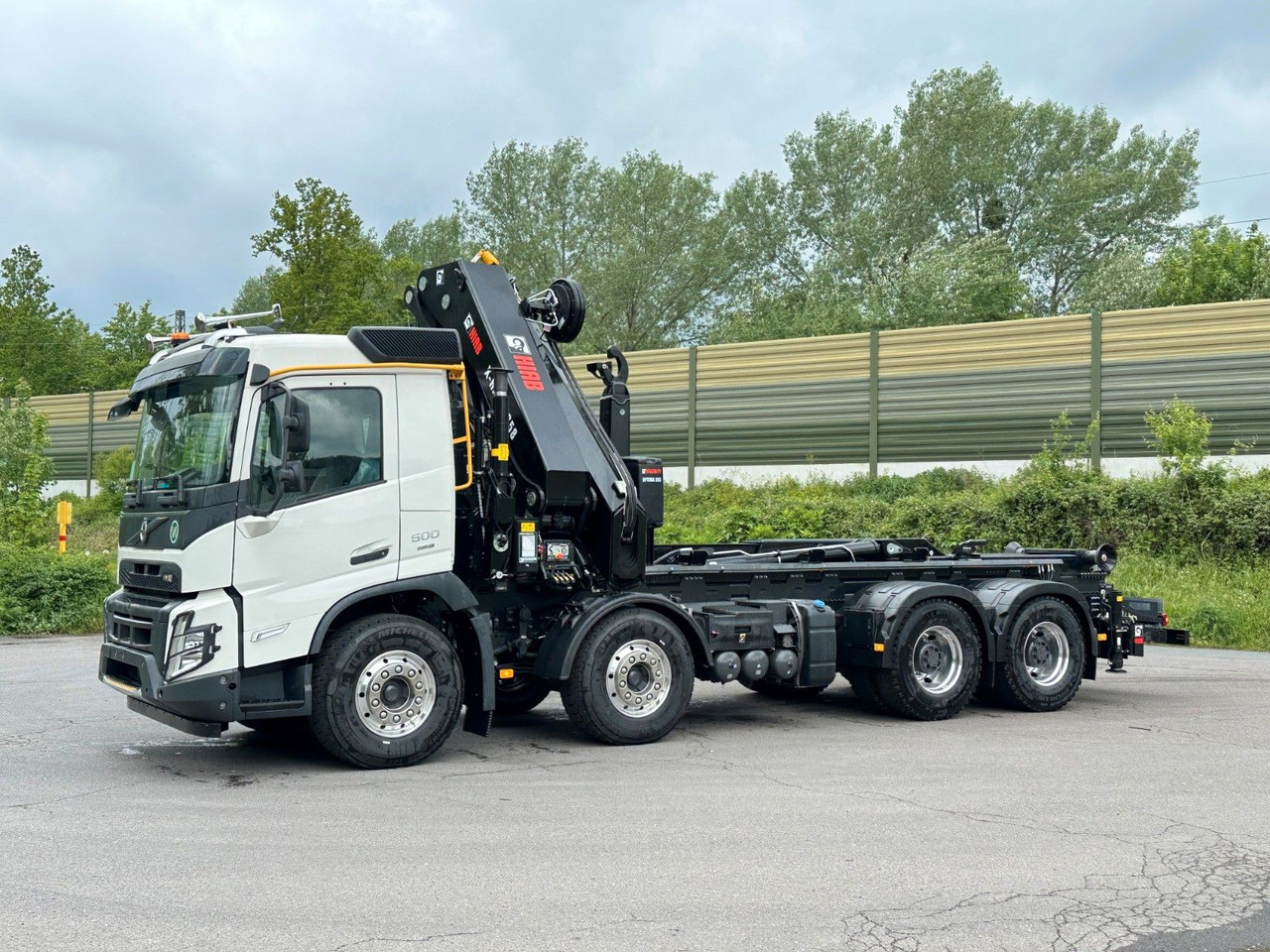 Volvo FMX 500 8x4 Abrollkipper + Kran Hiab 658-6 - Camión multibasculante, Camión grúa: foto 3 Volvo FMX 500 8x4 Abrollkipper + Kran Hiab 658-6 - Camión multibasculante, Camión grúa: foto 3