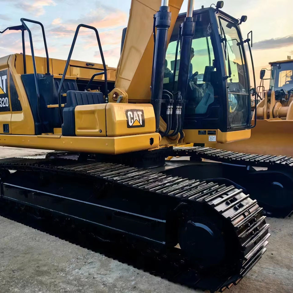CAT 320 - Excavadora de cadenas: foto 1 CAT 320 - Excavadora de cadenas: foto 1