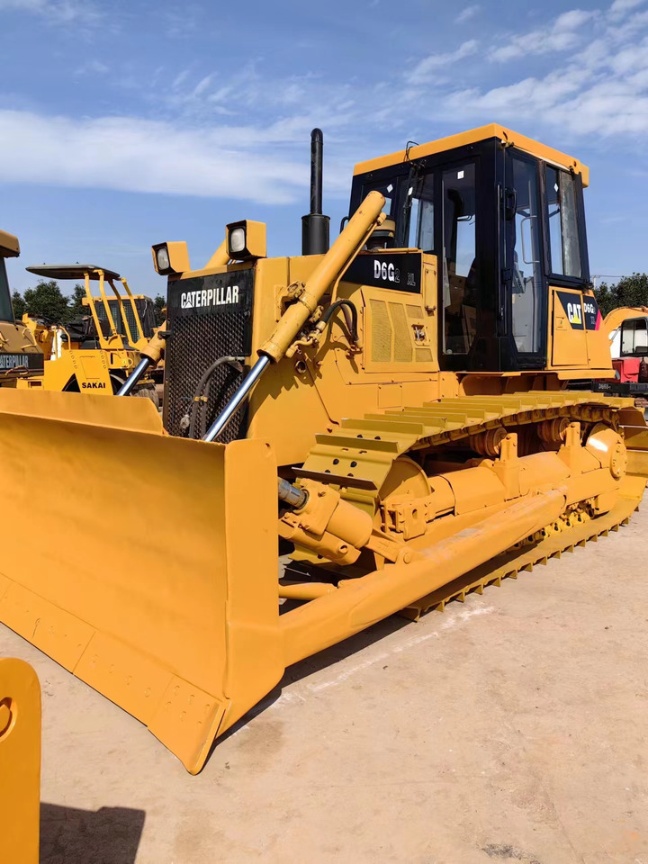 CATERPILLAR D6G2 - Bulldozer: foto 3 CATERPILLAR D6G2 - Bulldozer: foto 3