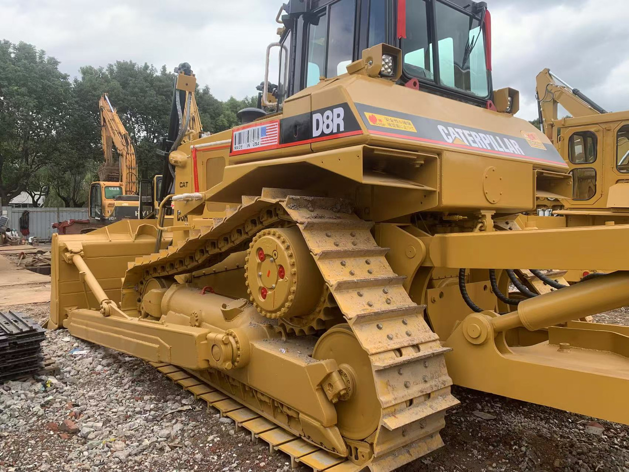 CATERPILLAR D8R - Bulldozer: foto 2 CATERPILLAR D8R - Bulldozer: foto 2