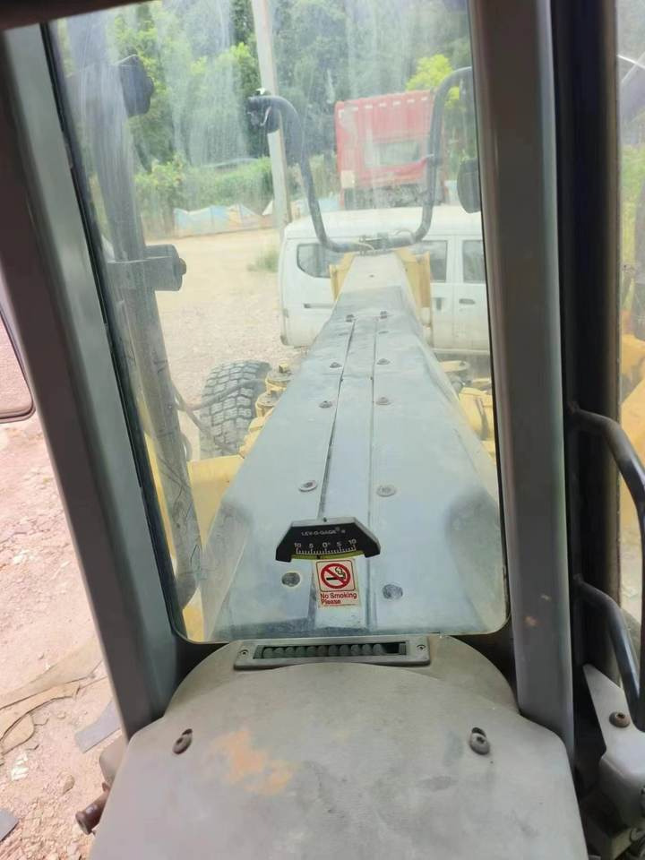 Original CAT 160M Grader Used Caterpillar Brand CAT 140H 140K 160K 120H 14G Motor Grader High Quality - Grader: foto 3 Original CAT 160M Grader Used Caterpillar Brand CAT 140H 140K 160K 120H 14G Motor Grader High Quality - Grader: foto 3