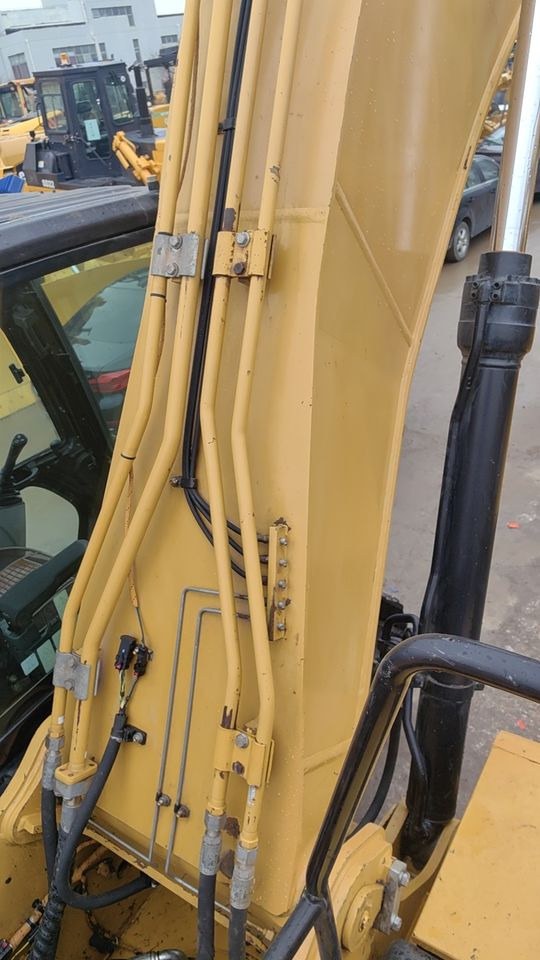 Used Caterpillar 320gc Excavator 20 Tons Capacity CAT 320 320GC 320GX 320NG 323 325 326 329 330 Engine Motor Pump Bearing Sale - Excavadora de cadenas: foto 3 Used Caterpillar 320gc Excavator 20 Tons Capacity CAT 320 320GC 320GX 320NG 323 325 326 329 330 Engine Motor Pump Bearing Sale - Excavadora de cadenas: foto 3