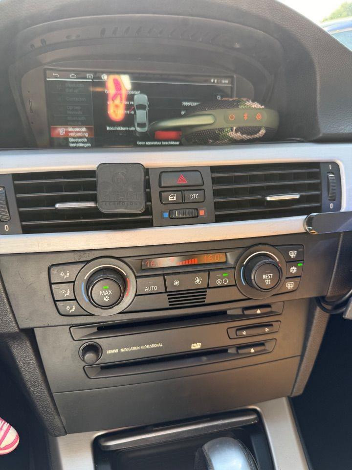 BMW 3 - serie Touring 330i Dynamic Executive | 2006 | 329.515 km | Automaat | 85SGGP | NAP: Logisch - Coche: foto 5 BMW 3 - serie Touring 330i Dynamic Executive | 2006 | 329.515 km | Automaat | 85SGGP | NAP: Logisch - Coche: foto 5