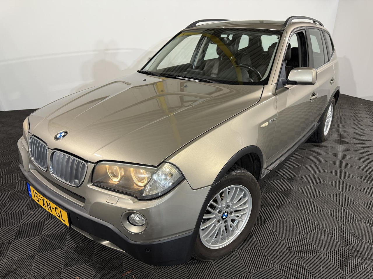 BMW | X3 | 2.5si High Executive | 2007 | 234.534 km | Automaat | 15XNGL | Logisch - SUV/ Todoterreno: foto 1 BMW | X3 | 2.5si High Executive | 2007 | 234.534 km | Automaat | 15XNGL | Logisch - SUV/ Todoterreno: foto 1