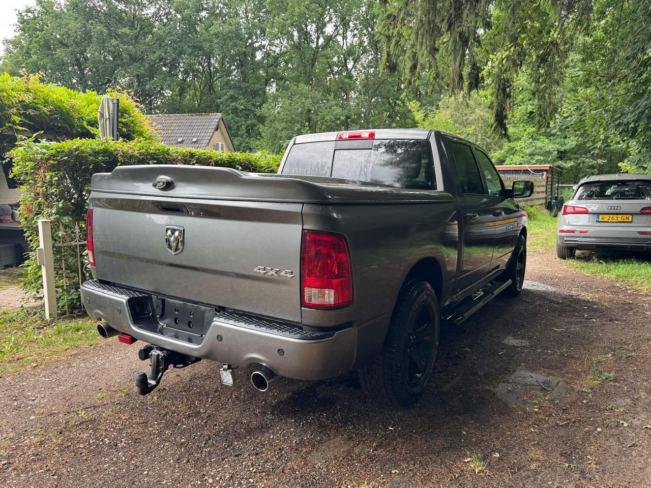 Dodge Ram 1500 5.7 V8 4X4 Crew Cab 5'7 Sport LPG 2012 248.406 km 4-VVH-73 - Pick-up: foto 2 Dodge Ram 1500 5.7 V8 4X4 Crew Cab 5'7 Sport LPG 2012 248.406 km 4-VVH-73 - Pick-up: foto 2