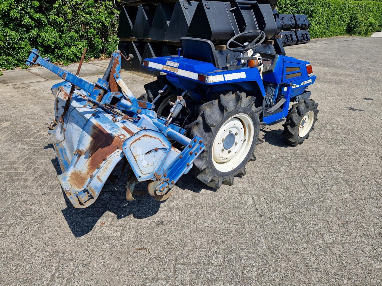 Iseki Landhope 160 Minitractor met Grondfrees - Tractor: foto 2 Iseki Landhope 160 Minitractor met Grondfrees - Tractor: foto 2