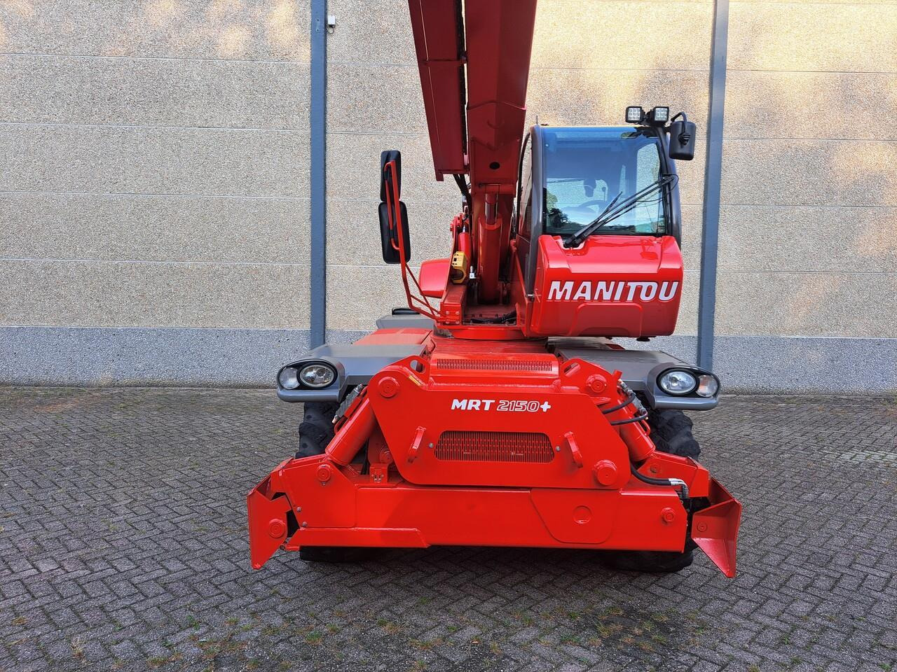 Manitou MRT 2150+ Privilege All-Terrain Roterende Verreiker (2015) - Manipulador telescópico: foto 3 Manitou MRT 2150+ Privilege All-Terrain Roterende Verreiker (2015) - Manipulador telescópico: foto 3