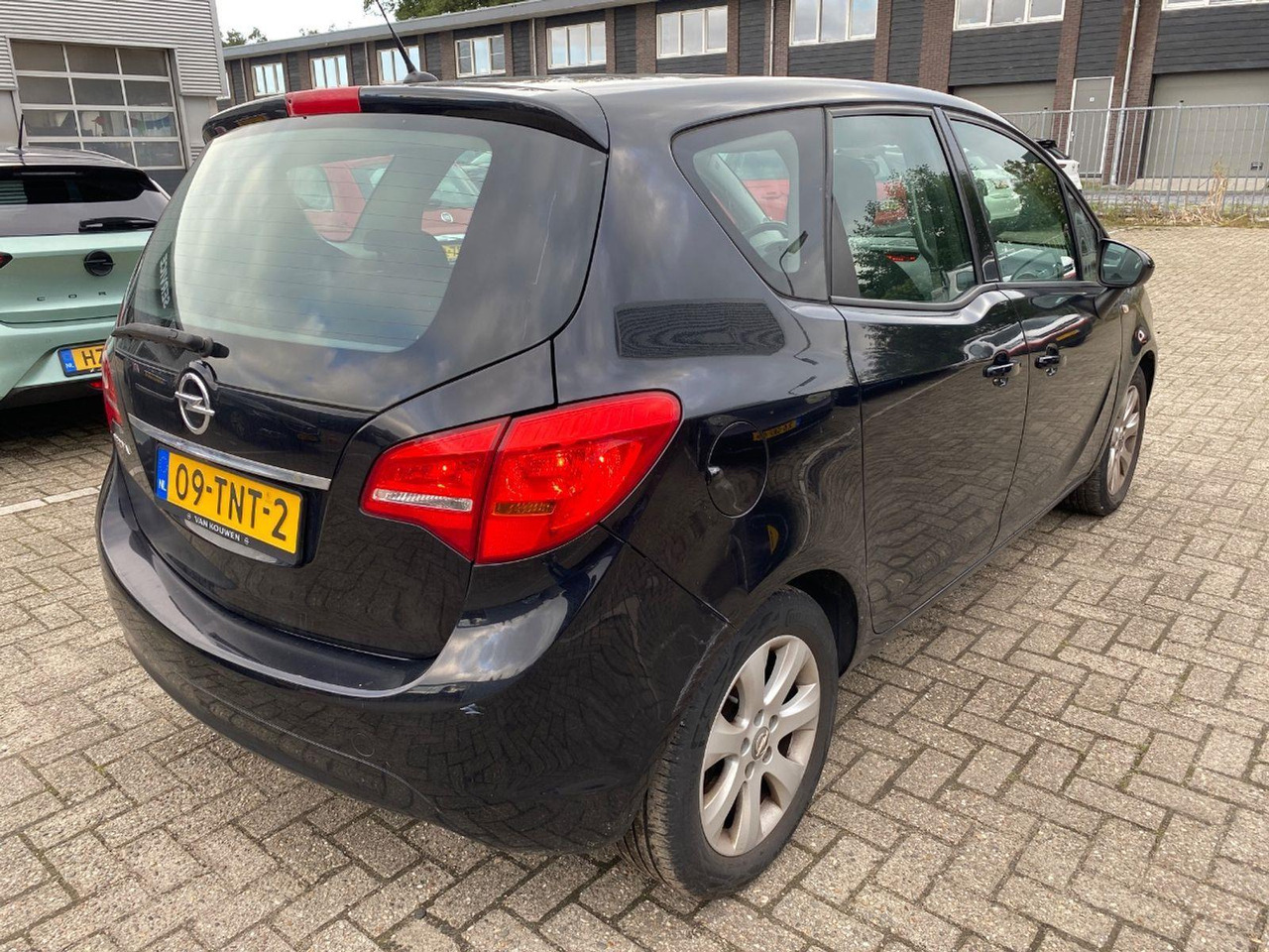 Opel Meriva 1.4 Edition | 2012 | 150.381 km | 09TNT2 | NAP: Logisch - Coche: foto 4 Opel Meriva 1.4 Edition | 2012 | 150.381 km | 09TNT2 | NAP: Logisch - Coche: foto 4