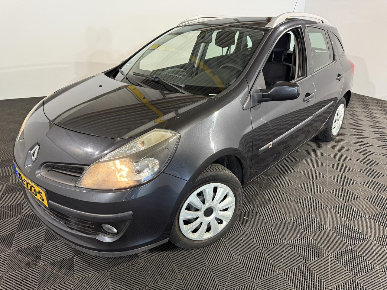 Coche Renault | Clio Estate | 1.2-16V Special Line | 2009 | 172.146 km | XL223S | Geen oordeel: foto 1
