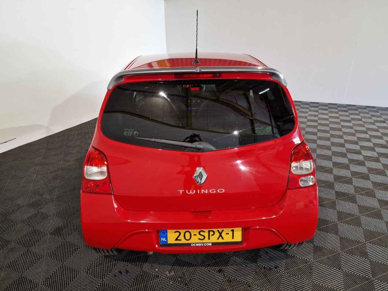 Renault Twingo 1.2-16V Collection 20-SPX-1 149.179 km - Coche: foto 2 Renault Twingo 1.2-16V Collection 20-SPX-1 149.179 km - Coche: foto 2