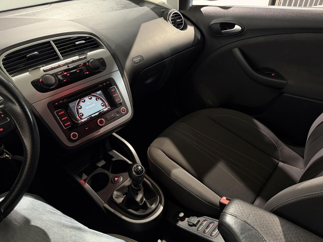 SEAT | Altea XL | 1.2 TSI Ecomotive Businessline COPA | 2012 | 274.939 km | 28TJZ5 | Logisch - Coche: foto 5 SEAT | Altea XL | 1.2 TSI Ecomotive Businessline COPA | 2012 | 274.939 km | 28TJZ5 | Logisch - Coche: foto 5