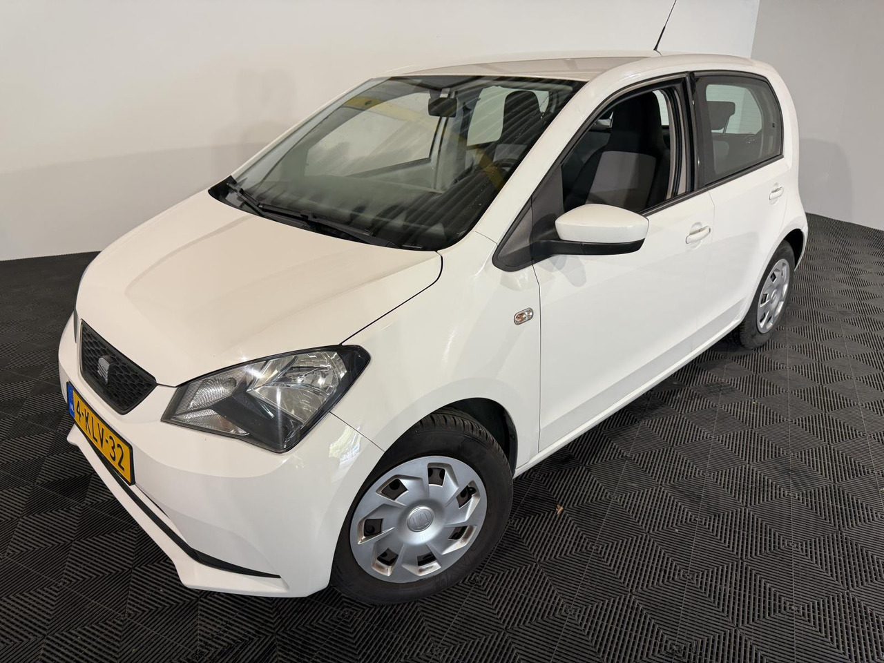 SEAT Mii 1.0 Reference 4-KLV-32 - Hatchback: foto 1 SEAT Mii 1.0 Reference 4-KLV-32 - Hatchback: foto 1
