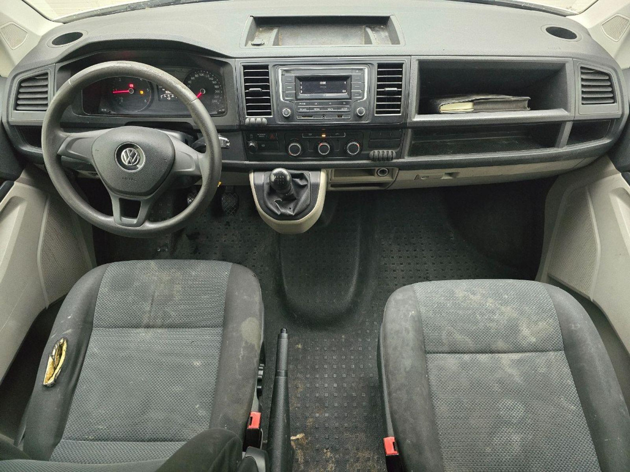 Volkswagen Transporter 2.0 TDI L2H1 DC Comfortline | 2016 | 300.067 km | VT461V | NAP: Logisch - Furgoneta combi: foto 5 Volkswagen Transporter 2.0 TDI L2H1 DC Comfortline | 2016 | 300.067 km | VT461V | NAP: Logisch - Furgoneta combi: foto 5