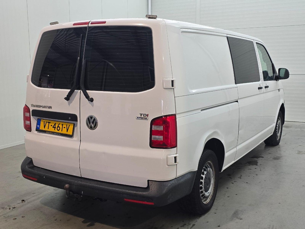 Volkswagen Transporter 2.0 TDI L2H1 DC Comfortline | 2016 | 300.067 km | VT461V | NAP: Logisch - Furgoneta combi: foto 4 Volkswagen Transporter 2.0 TDI L2H1 DC Comfortline | 2016 | 300.067 km | VT461V | NAP: Logisch - Furgoneta combi: foto 4
