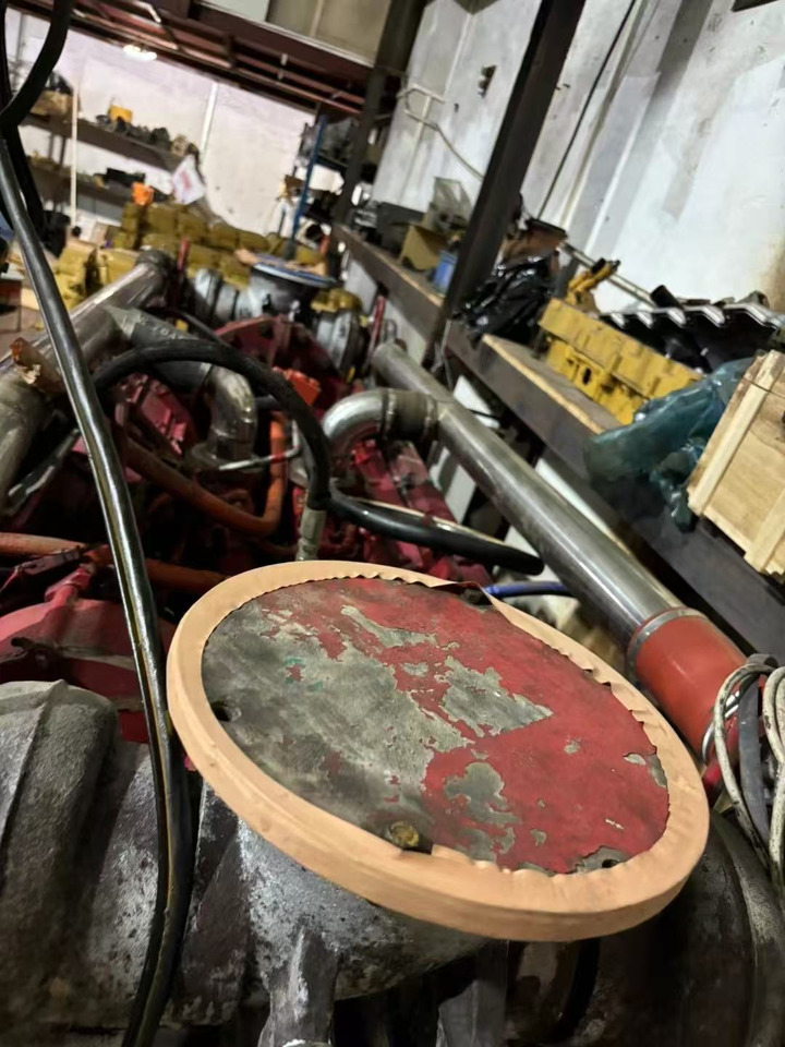 CATPILLAR C32 - Generador industriale: foto 3 CATPILLAR C32 - Generador industriale: foto 3