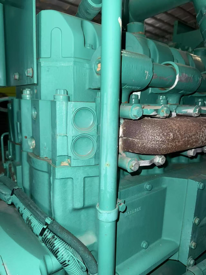 CUMMINS NTA855-G4 - Generador industriale: foto 4 CUMMINS NTA855-G4 - Generador industriale: foto 4