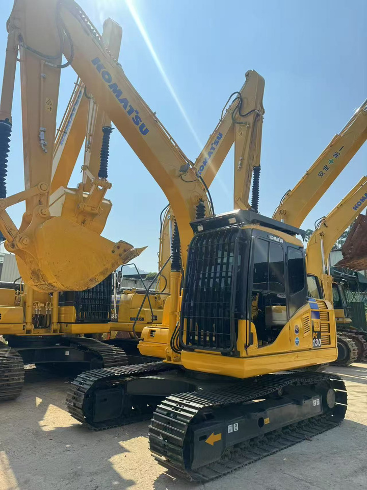 KOMATSU PC130-7 - Excavadora de cadenas: foto 4 KOMATSU PC130-7 - Excavadora de cadenas: foto 4