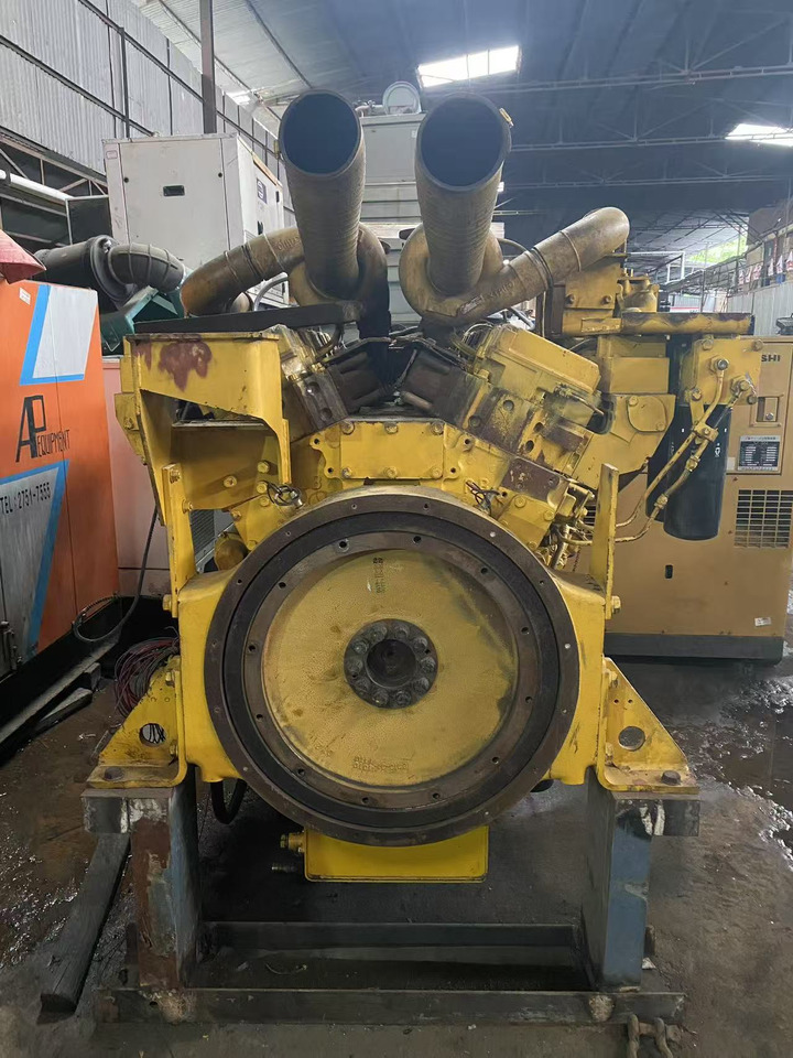 KOMATSU SAA12V140E - Motor para Equipo de climatización industrial: foto 3 KOMATSU SAA12V140E - Motor para Equipo de climatización industrial: foto 3