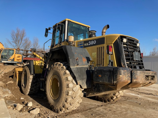 CHARGEUSE SUR PNEUS KOMATSU WA 380-5H - Cargadora de ruedas: foto 3 CHARGEUSE SUR PNEUS KOMATSU WA 380-5H - Cargadora de ruedas: foto 3